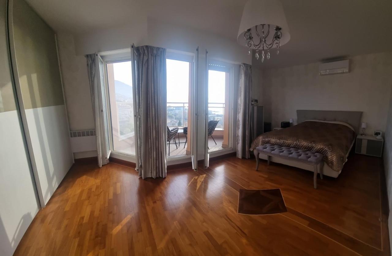 Dernier Etage D'Une Maison Roquebrune-Cap-Martin Dış mekan fotoğraf