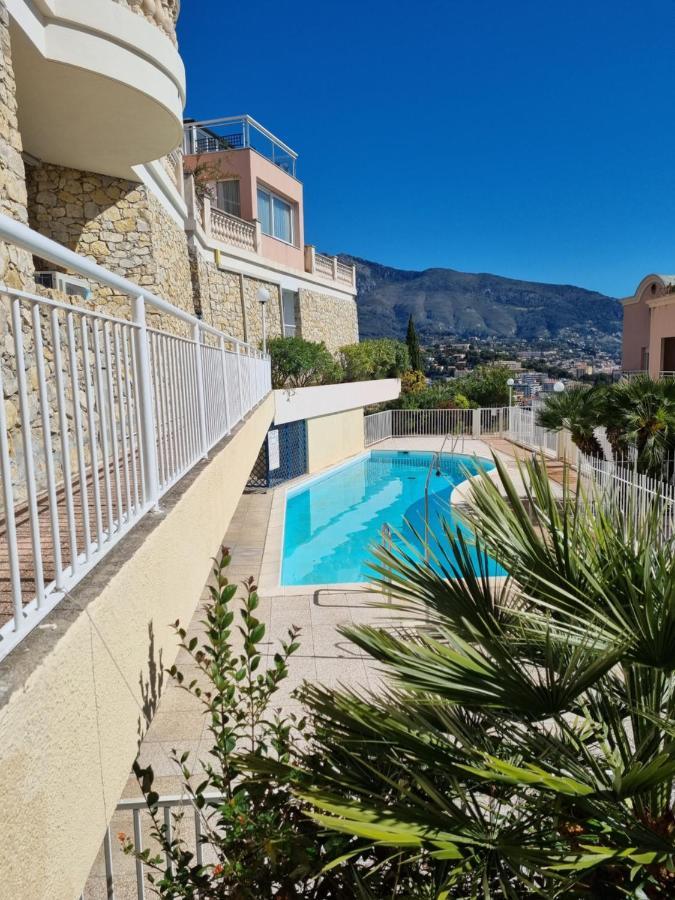 Dernier Etage D'Une Maison Roquebrune-Cap-Martin Dış mekan fotoğraf